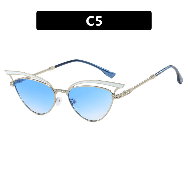 Women's Cat-Eye Glasses with Filigree Design Element Skanto
