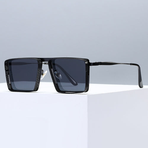 Dame Oversized Designer-solbriller med unikt rammedesign Skanto