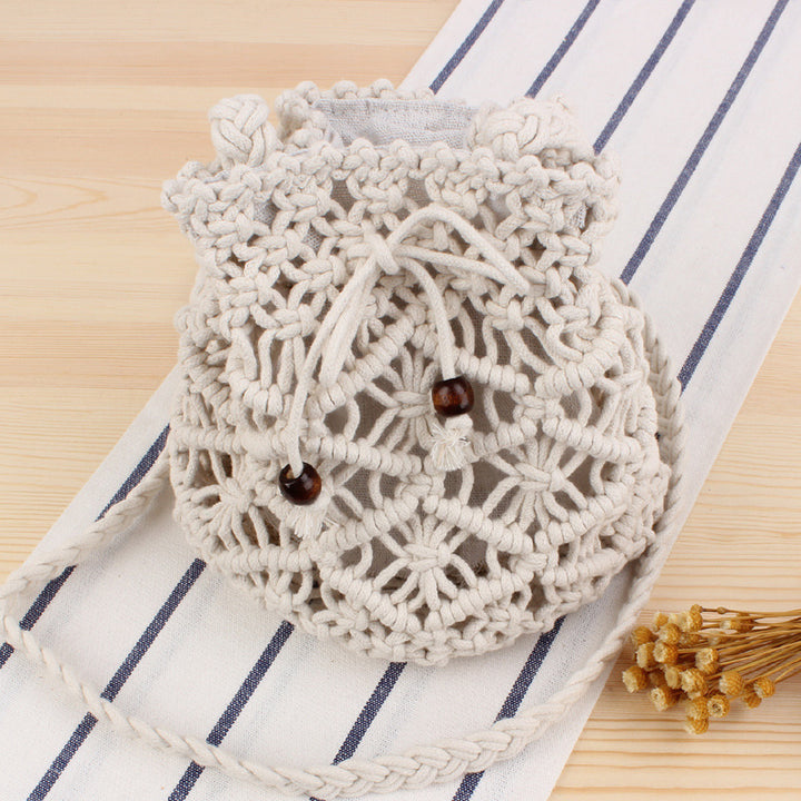 Hand-knotted shoulder bag Skanto