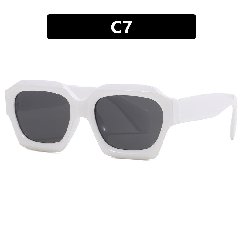 Women's Fashionable Sunglasses in Innovative Design Skanto