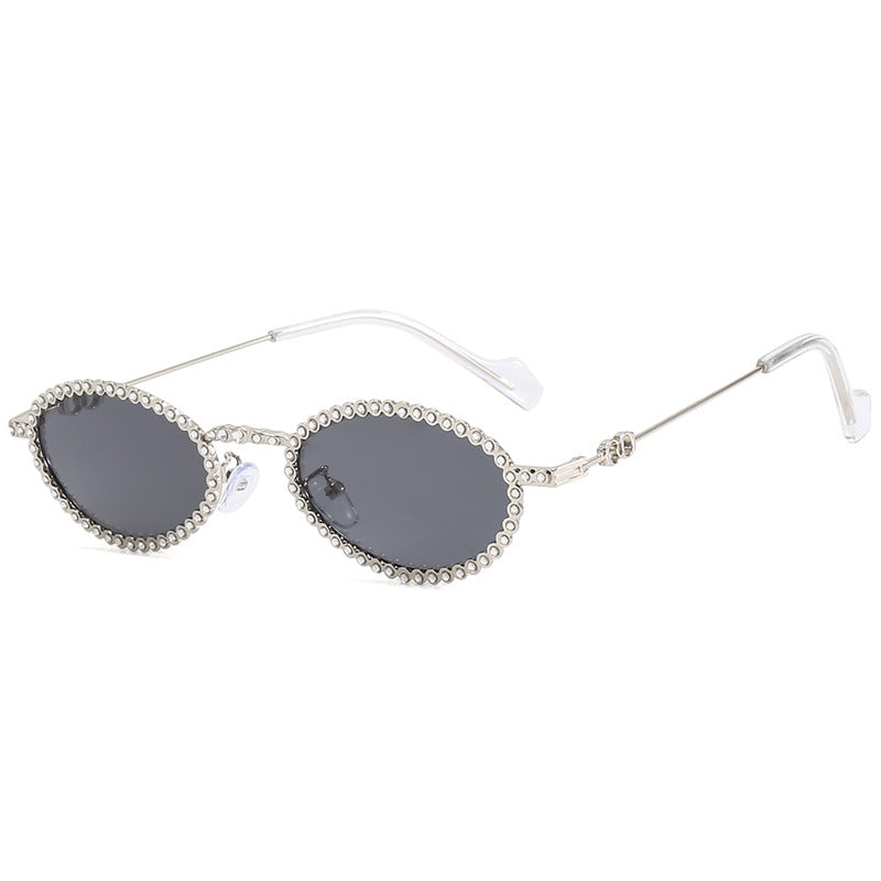 Women's eccentric sunglasses with original frame and modern lenses Skanto