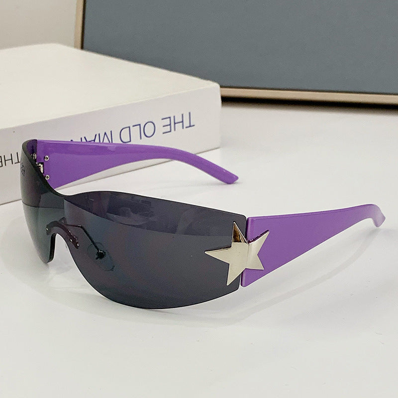 Dame moteriktig solbrille med kunstnerisk stjerneakcent Skanto