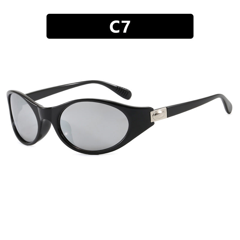 Women's stylish sunglasses in elegant oval design with protective UV filter Skanto