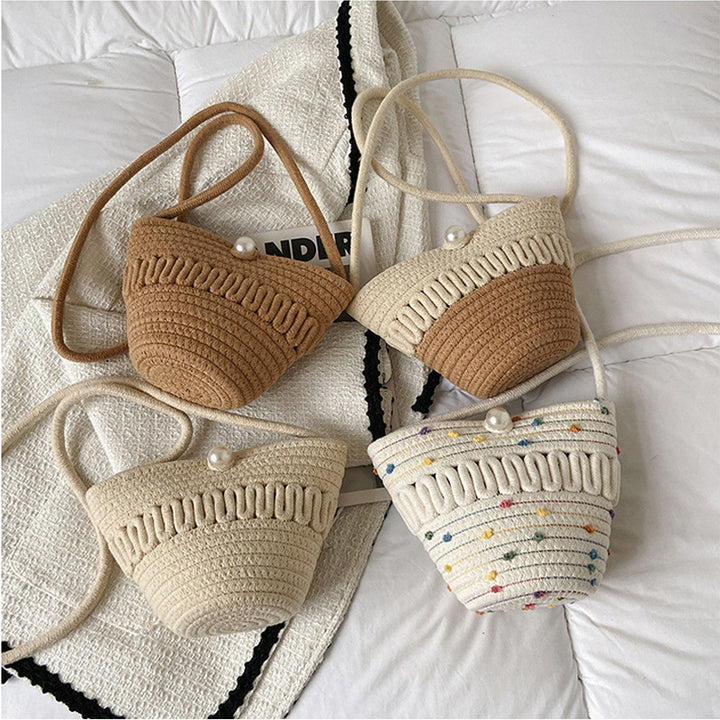 Playful handbag made of braided material Skanto