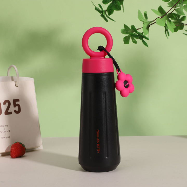 Dame stilige plastflaske med Charm Skanto