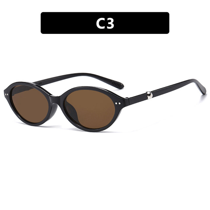 Women's trendy oval sunglasses with UV protection Skanto