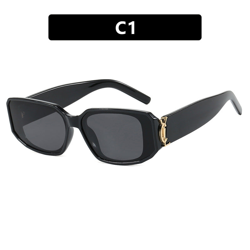 Women's trendy sunglasses with angular design and luxurious details Skanto