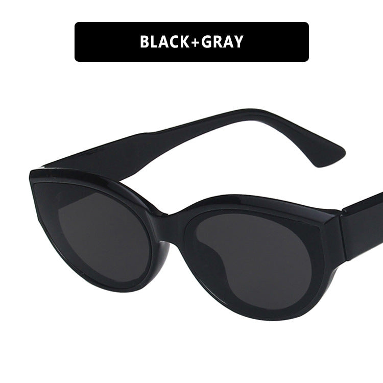 Women's Cat-Eye Sunglasses with Stylish Leopard Print and UV Protection Skanto