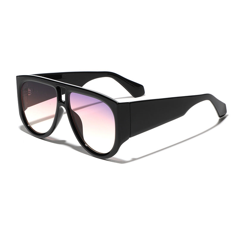 Damer fashionable oversized solbriller med ergonomisk ramme Skanto