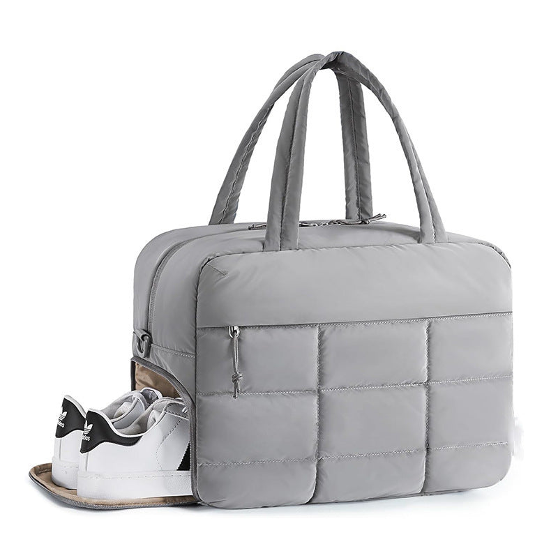 Kvinnes sportsbag med spesialsko rom Skanto
