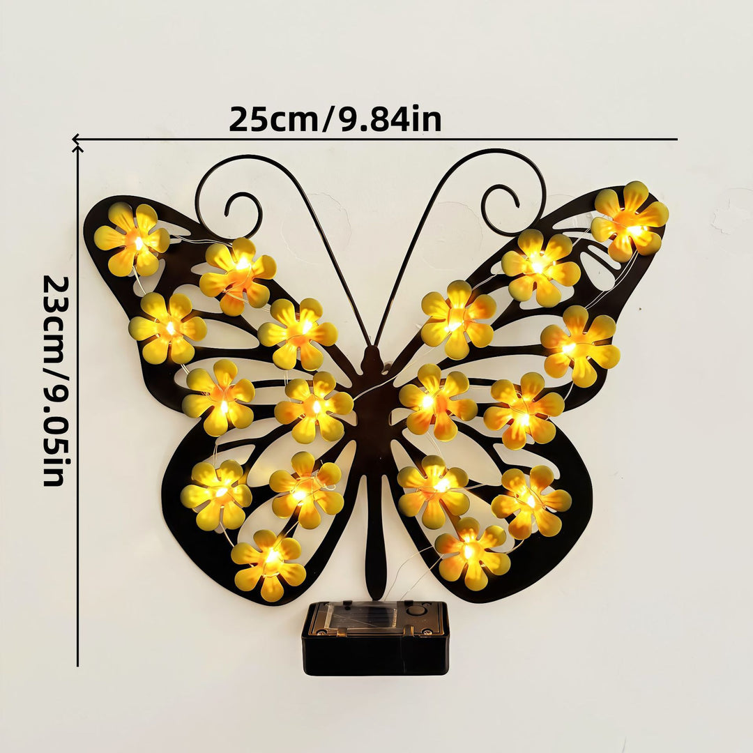 Dekorativ LED Sommerfugl Vegglampe Med Blomster Mikroleder Accenter Og Batteridrevet Kontroll Skanto
