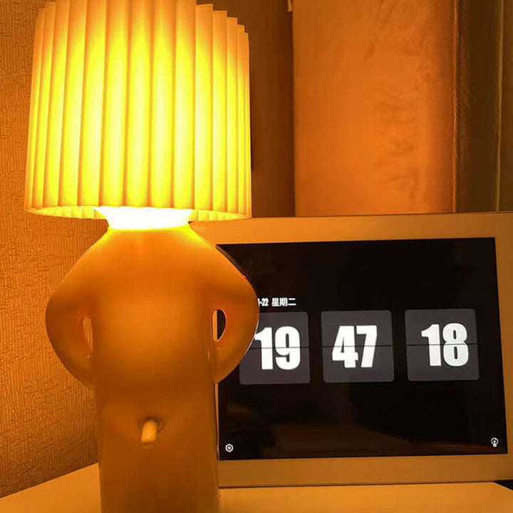 Skanto | Mindre Uregjerlig Guttebordlampe