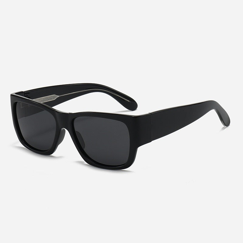 Dame Trendy solbriller i minimalistisk design Skanto
