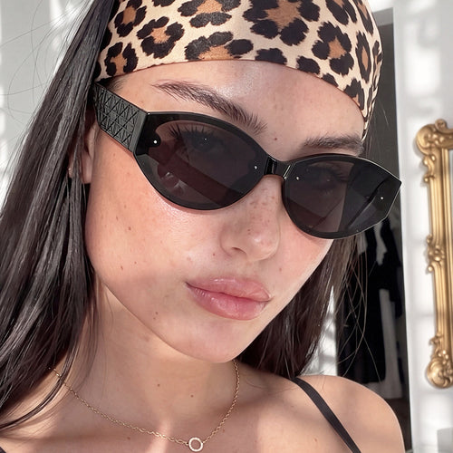 Women's Extravagant Cat-Eye Sunglasses with Textured Frame Skanto