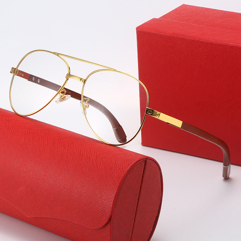 Dame elegant pilot solbrille med fin metallramme og UV-beskyttelse Skanto