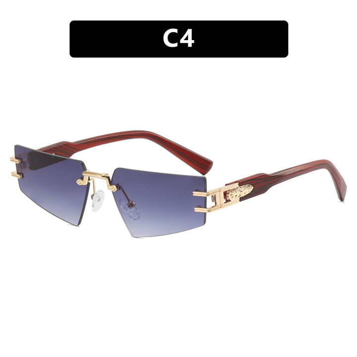 Women's fashionable sunglasses with elegant square frame structure and luxurious details Skanto