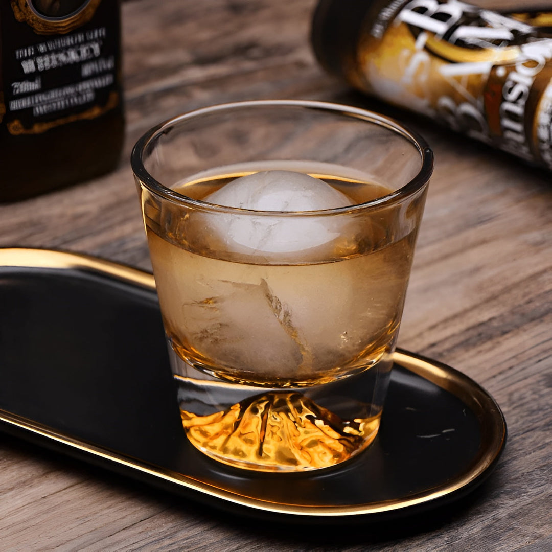Whiskeyglass med Mount Fuji-design – Elegant sett for kjennere | Skanto