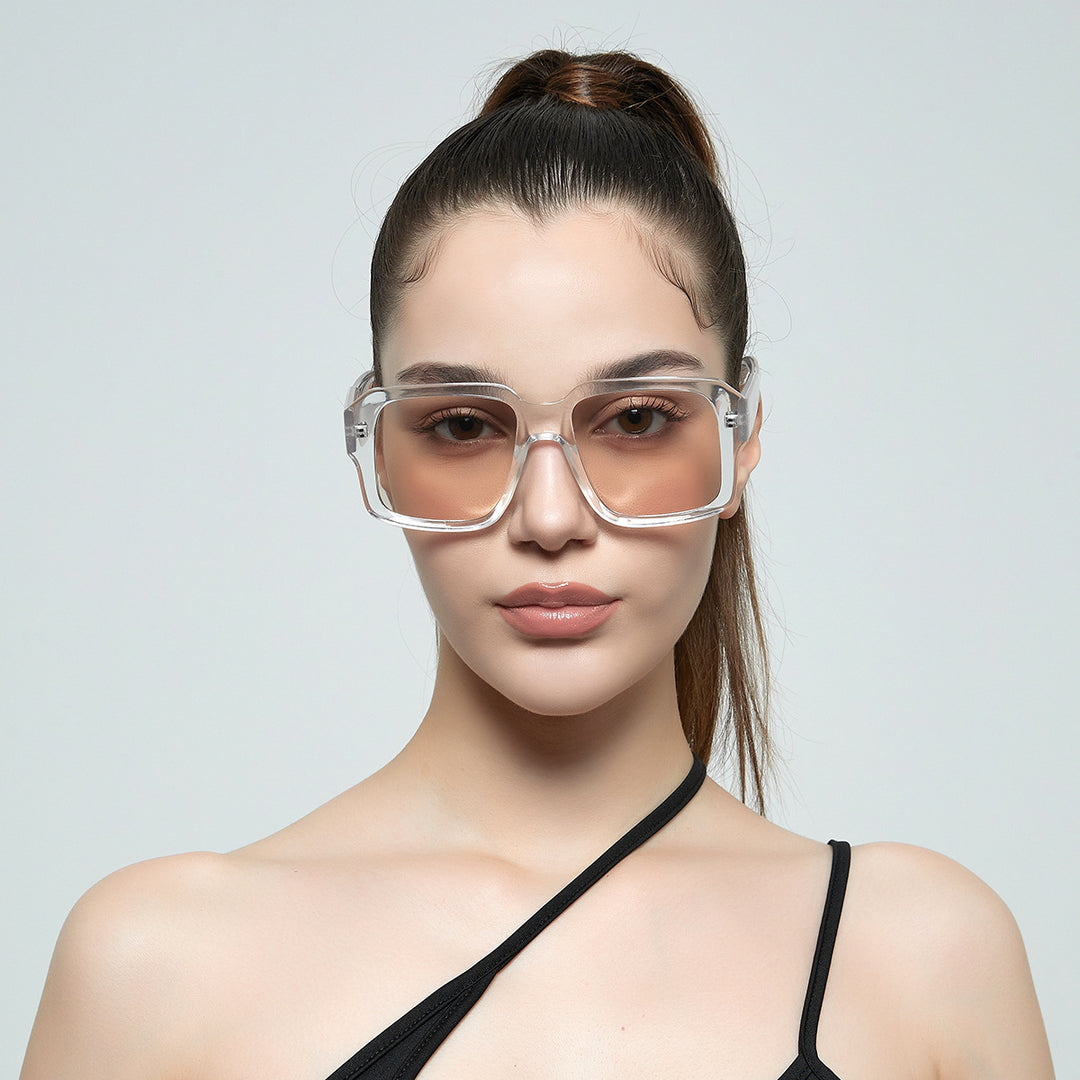 Dame moteriktig kvadratisk solbrille i moderne skilpadde-design Skanto