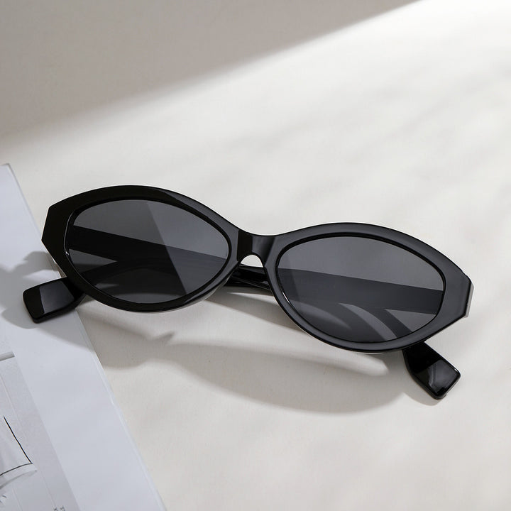 Dame moderne Cat-Eye solbriller med ergonomisk ramme Skanto