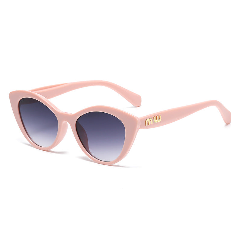 Kvinnenes fashionable cat-eye solbriller med UV-beskyttelse Skanto