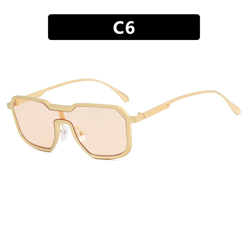 Women's extravagant geometric sunglasses with protective UV filter Skanto