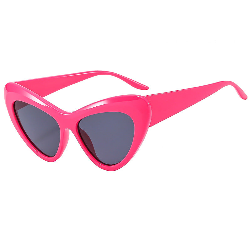 Dame Cat-Eye solbrille i markant design Skanto