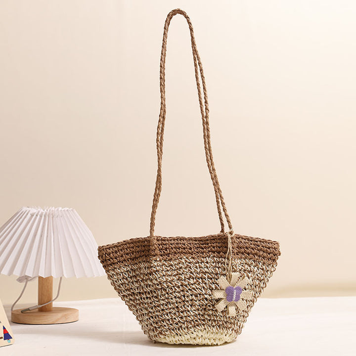 Modern Handmade Handbag with Flower Accent Skanto