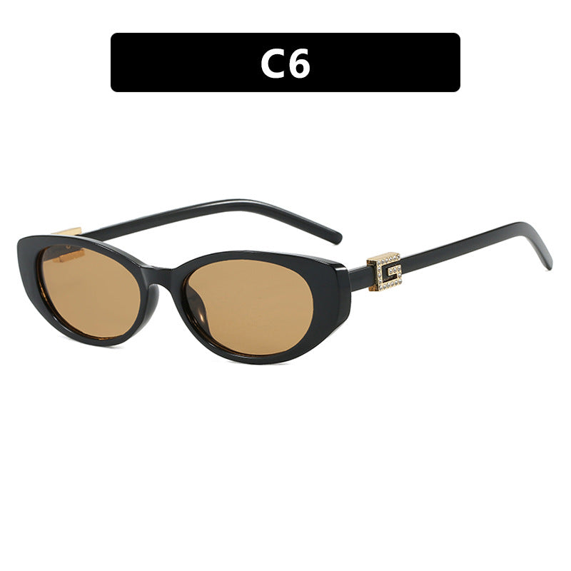 Women's cat-eye sunglasses with elegant metal frame and protective UV filter Skanto
