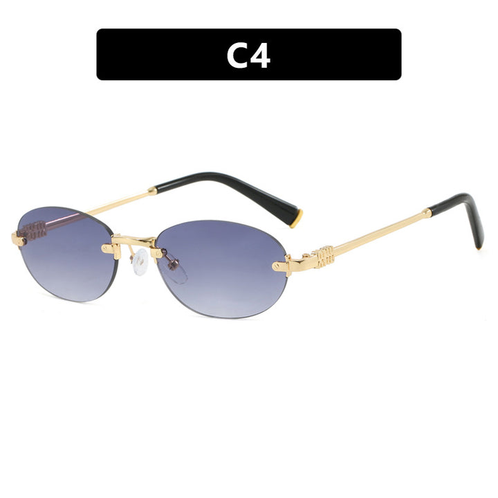 Women's Fashionable Sunglasses with Oval Frame and Elegant Accents Skanto