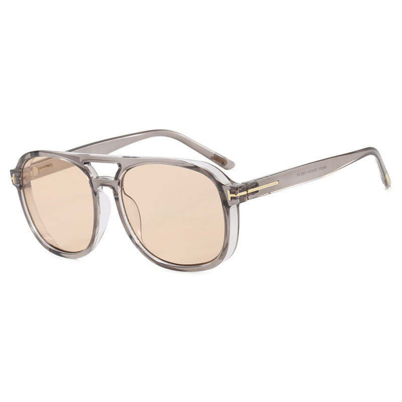 Women's square sunglasses with luxurious plastic frame and mirrored lenses Skanto