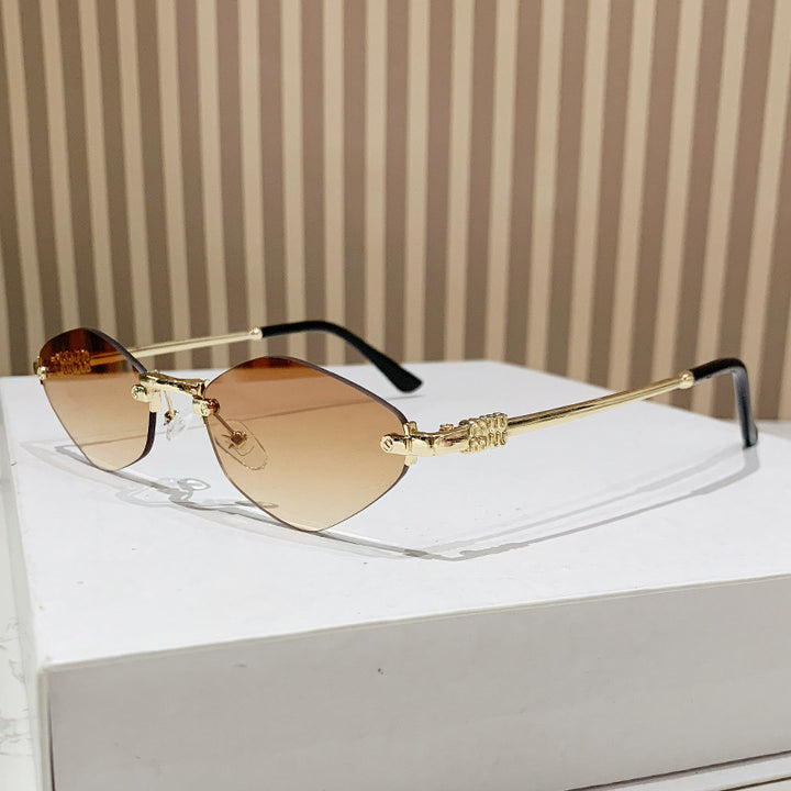Dame Cat-Eye solbriller i moderne elegans stil Skanto