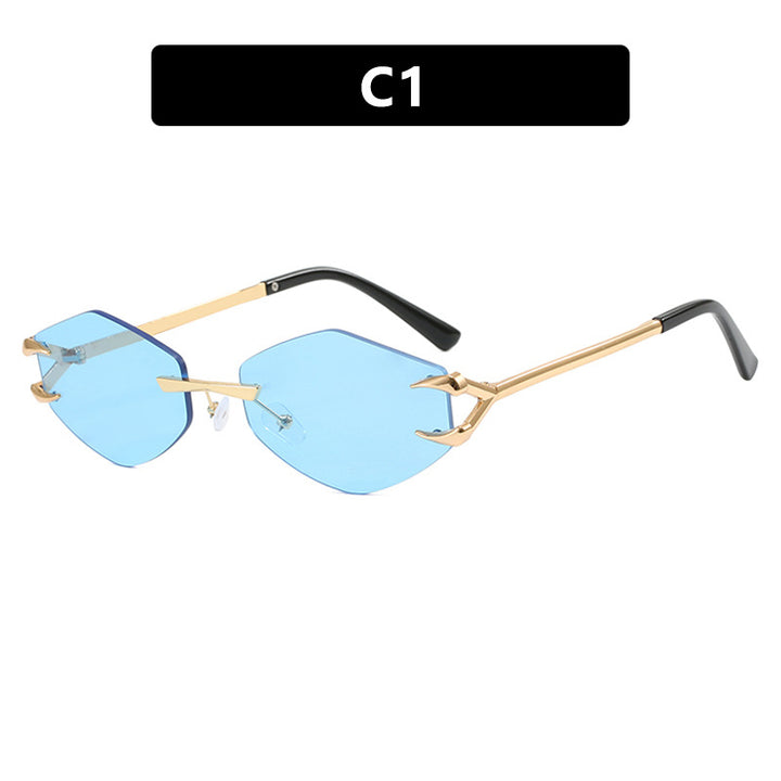 Dame ekstravagant hexagonal solbrille med innovativ ramme og UV-beskyttelse Skanto
