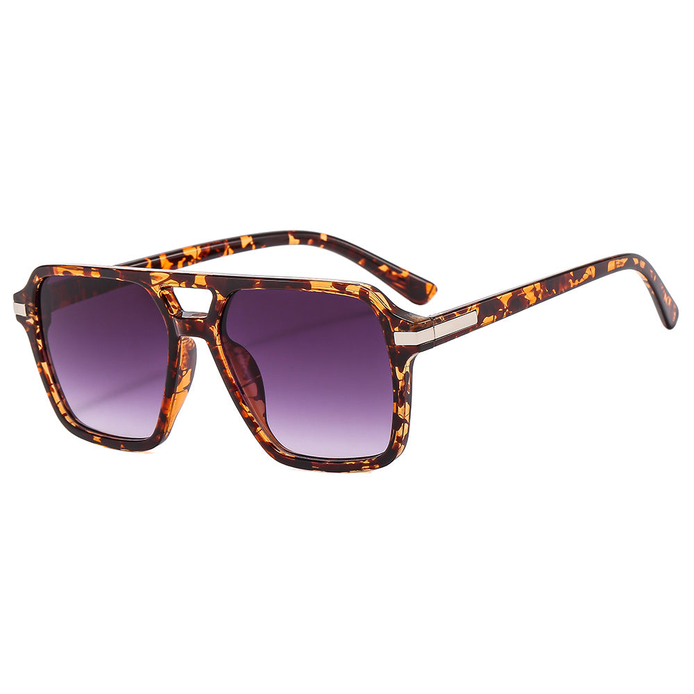 Women's (modern) square sunglasses with elegant metal wrap Skanto