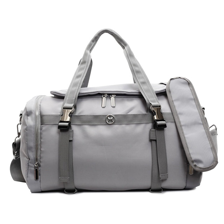 Sporty bag with multiple compartments and sturdy design Skanto
