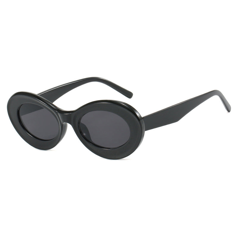 Women's oval sunglasses with modern lenses Skanto