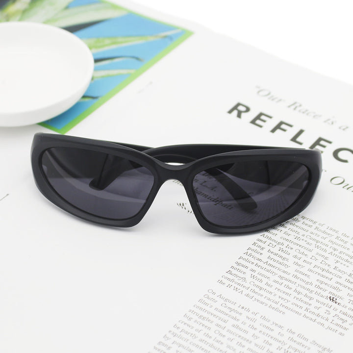 Damer Sporty solbrille med høykvalitets UV-beskyttelsesmateriale Skanto