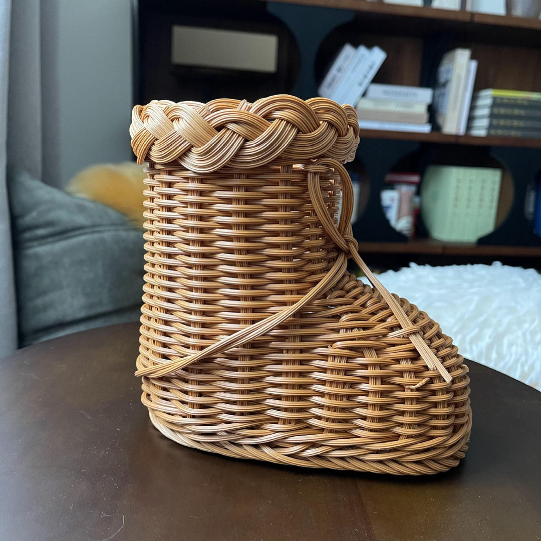 Dame dekorativ blomsterpotte i sko-design Skanto