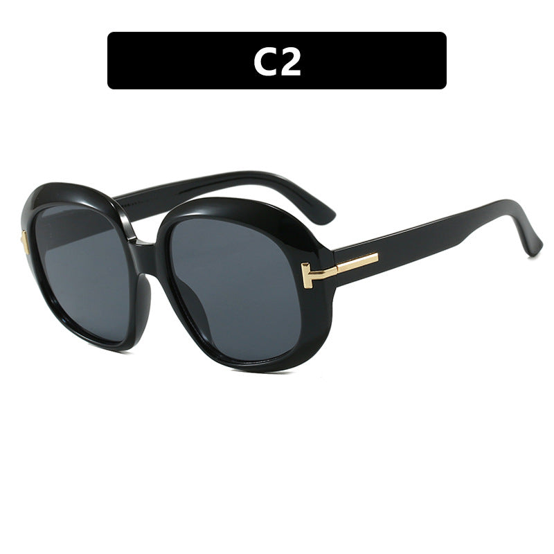 Women's oversized sunglasses with elegant frame structure and UV protection Skanto