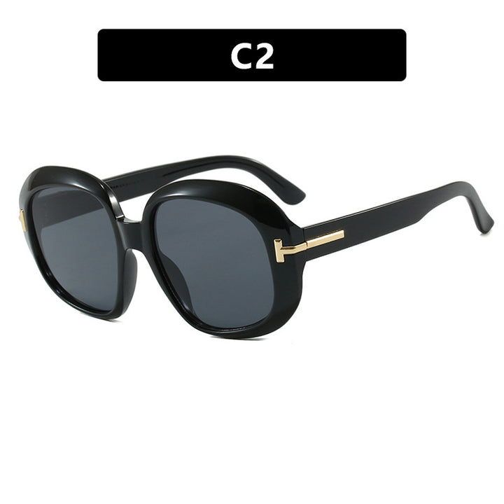 Women's oversized sunglasses with elegant frame structure and UV protection Skanto