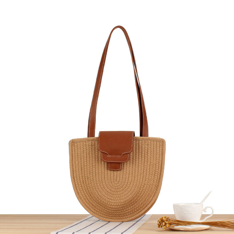Flettet tote bag med elegant lærdetalj Skanto