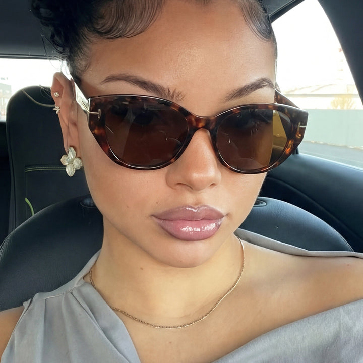 Women's Cat-Eye Sunglasses with Elegant Frame and Protective UV Filter Skanto