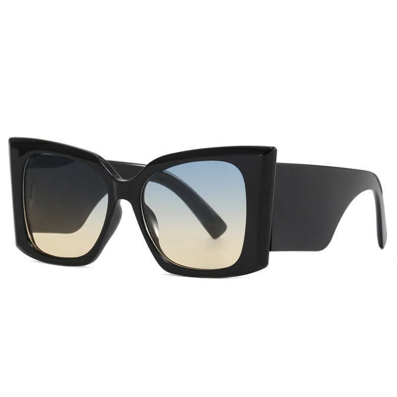 Damer moteriktig oversized solbrille med geometrisk ramme Skanto