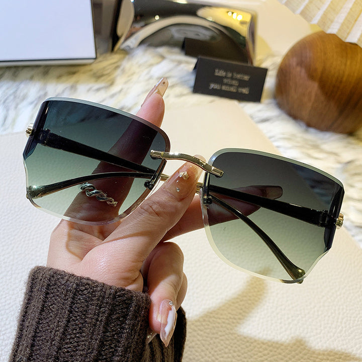 Dame eksklusiv geometrisk solbrille Skanto