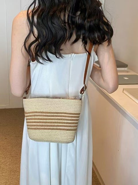 Trendy Summer Handbag Made of Woven Material Skanto