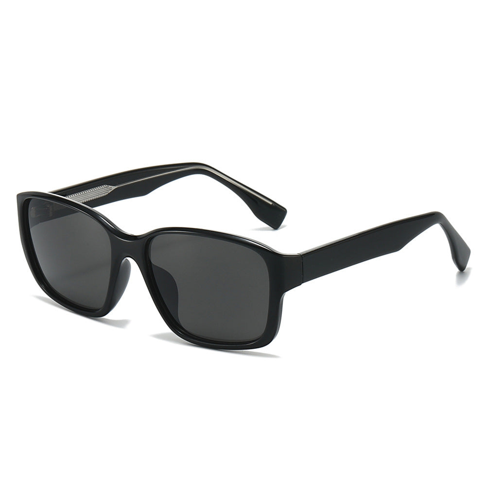 Dame solbrille i moderne oversized-stil Skanto