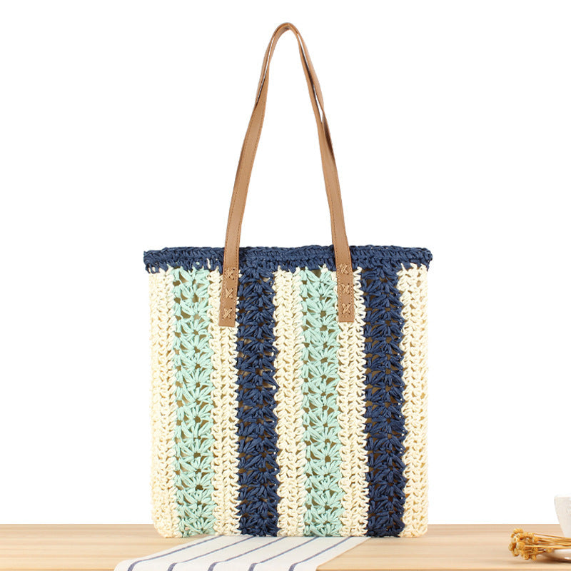 Woven Natural Material Beach Bag with Sturdy Leather Handles Skanto