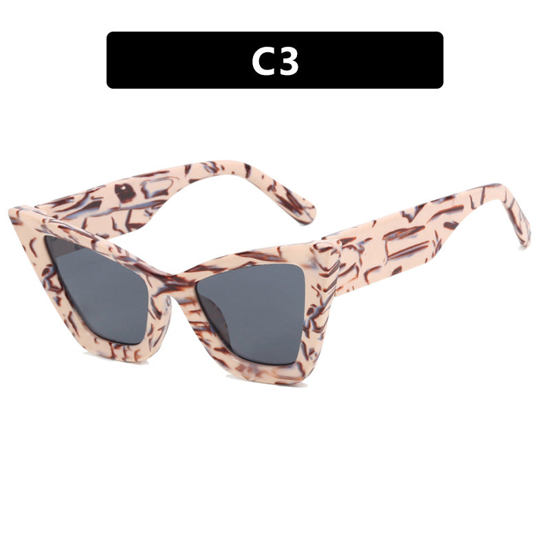 Women's Cat-Eye Sunglasses with Elegant Lenses and UV Protection Skanto