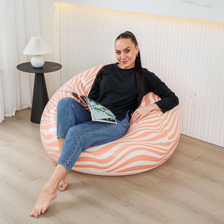 Kvinnelig ergonomisk sitteplass med fargerik design Skanto