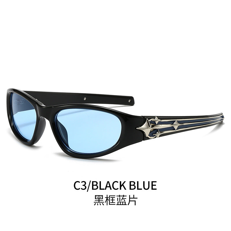 Dame Sporty solbrille i moderne design med stilfull metallramme Skanto