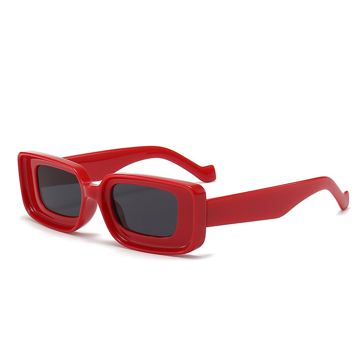 Dame moteriktig firkantet solbrille med innovativt design Skanto